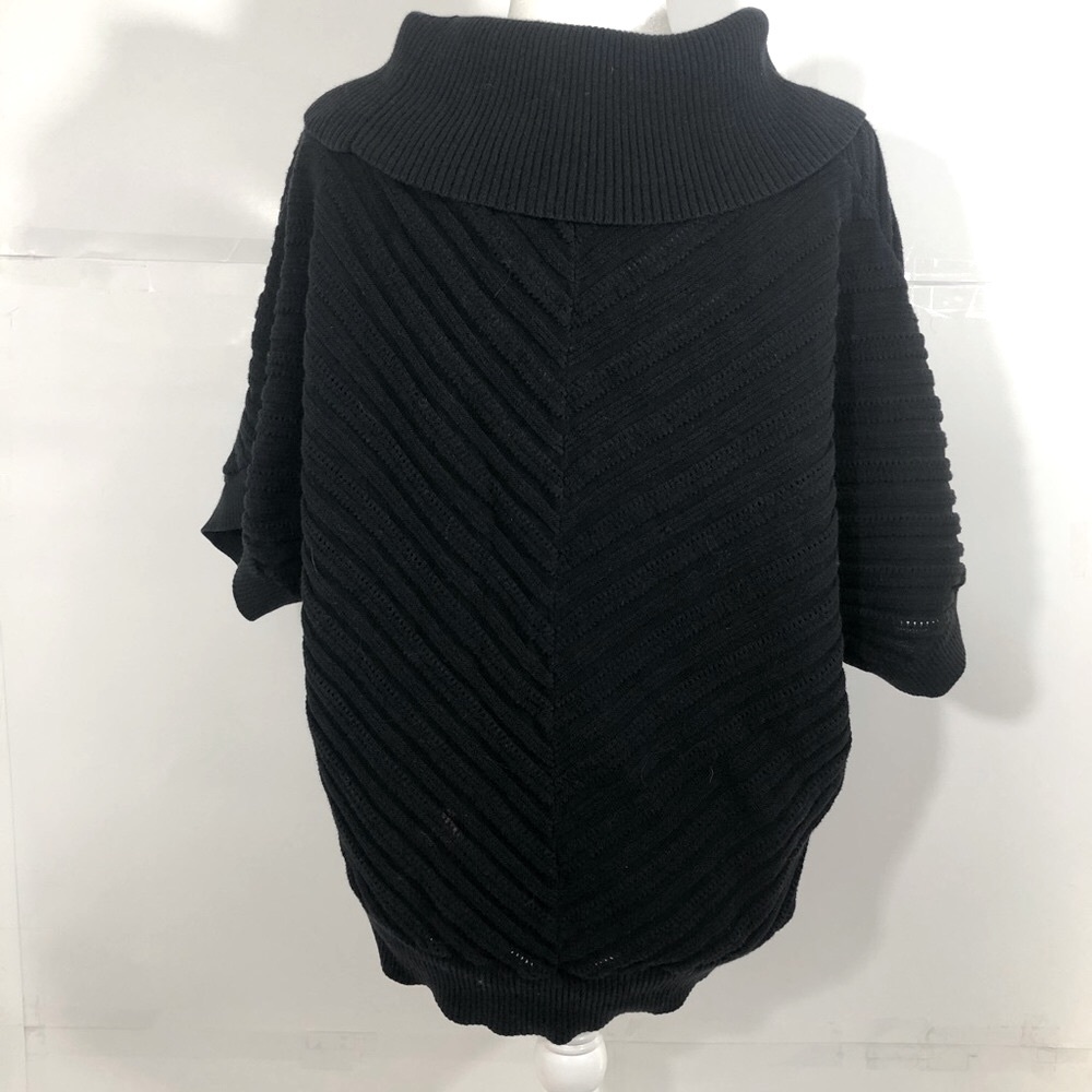 Apt. 9 sweater